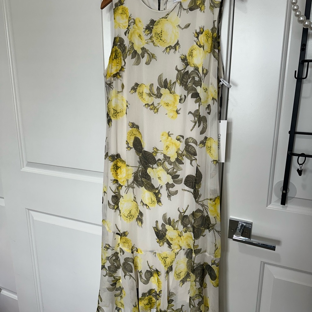 Calvin Klein Yellow and White Sleeveless Maxi Sundress